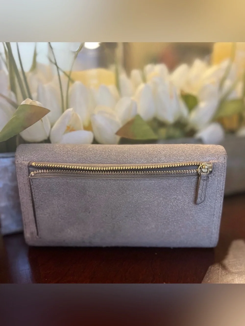Fossil metallic champagne